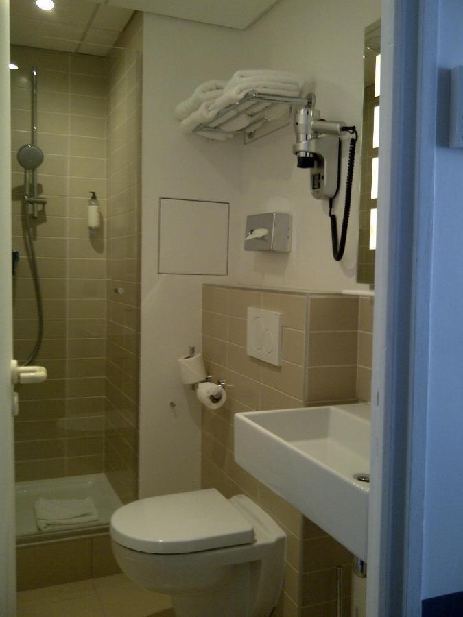 Hotel Contact Alizé Montmartre Paris